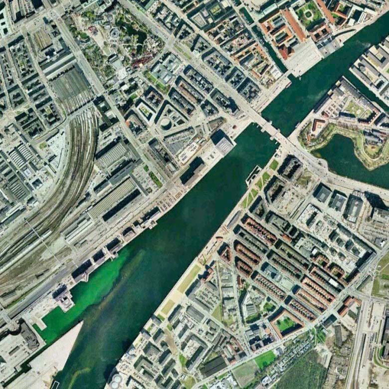 Copenhagen interpretation wave function collapse picture