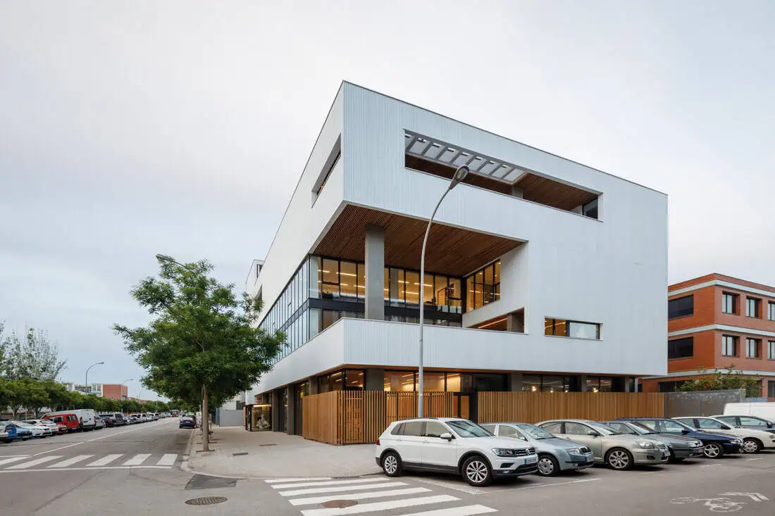 Palmira Domènech Civic Centre © Marcela Grassi