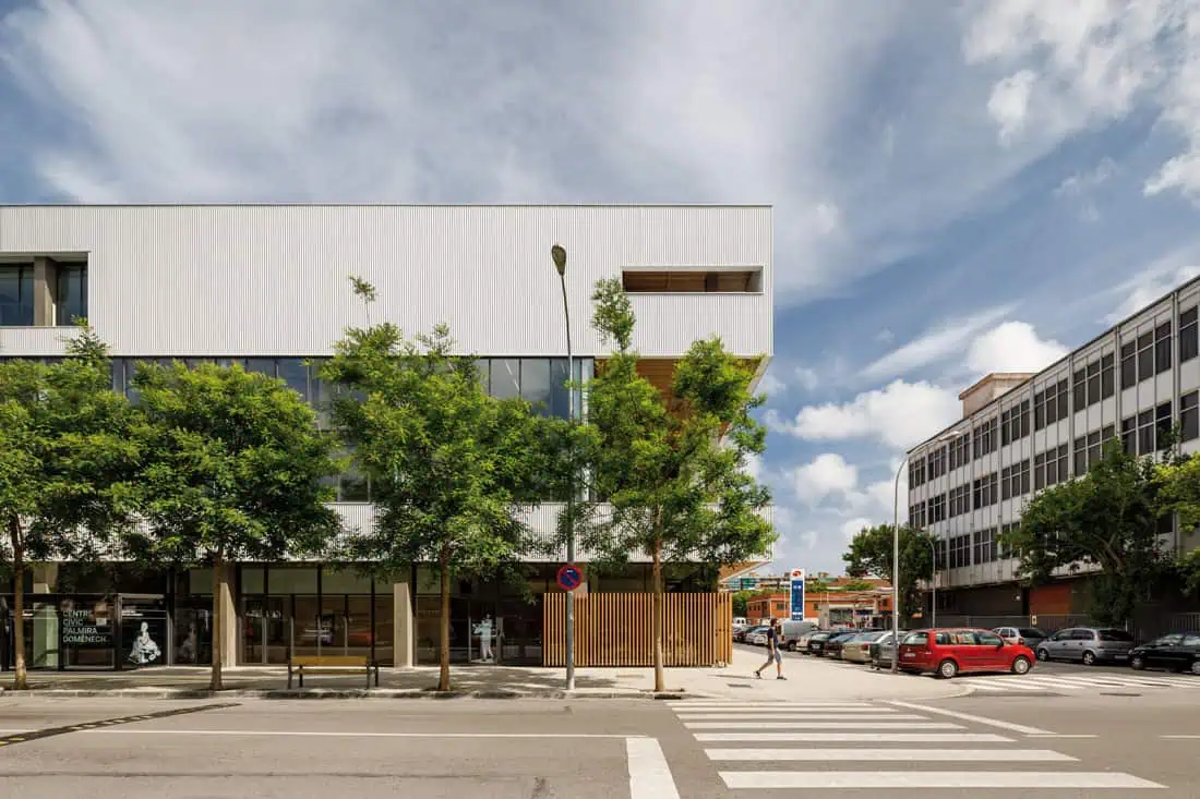 Palmira Domènech Civic Centre © Marcela Grassi