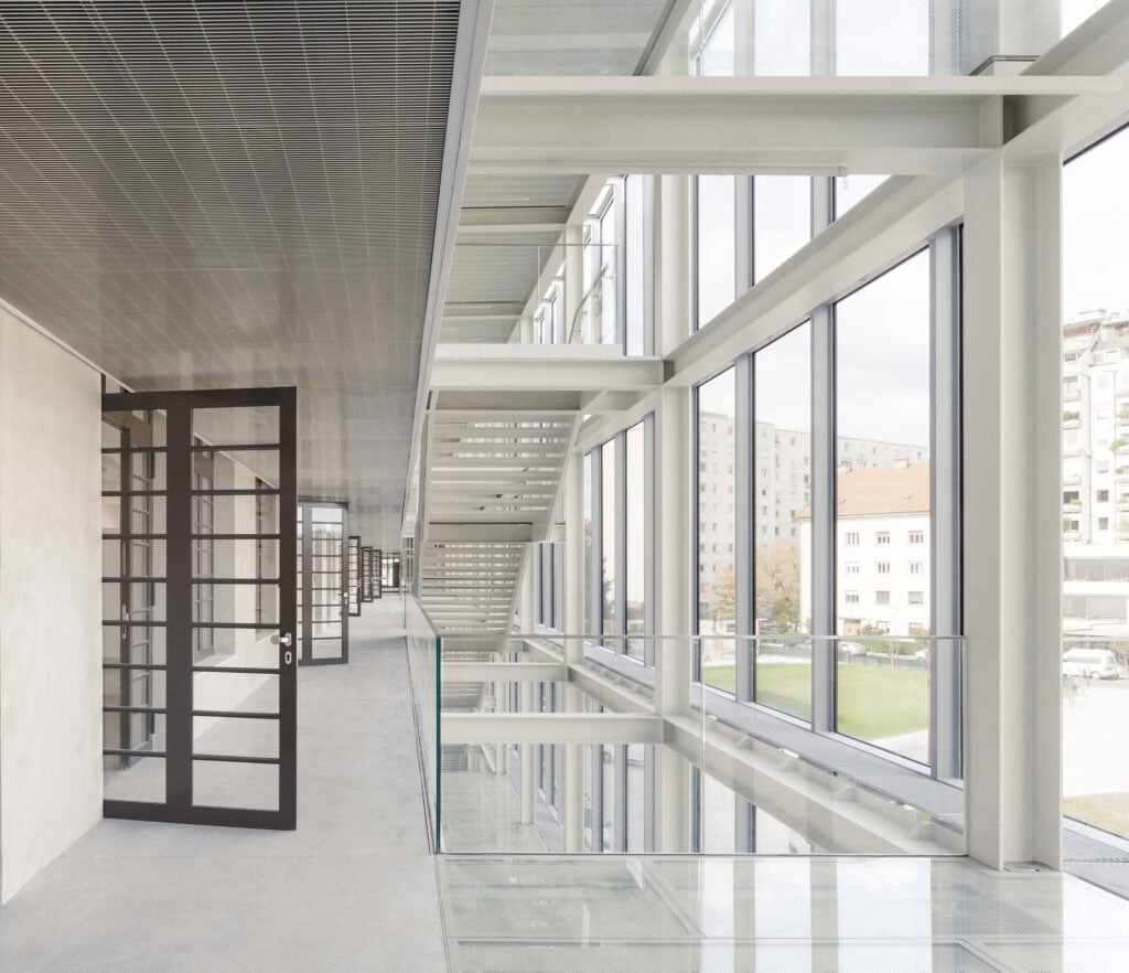 Center Rog © Ana Skobe