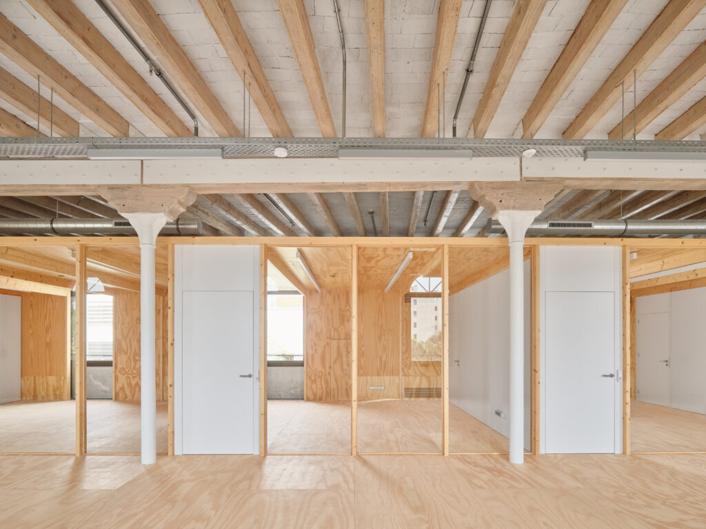 © Palo Alto Incubator. TALLER 9s ARQUITECTES. Photo: Adrià Goula Sardà