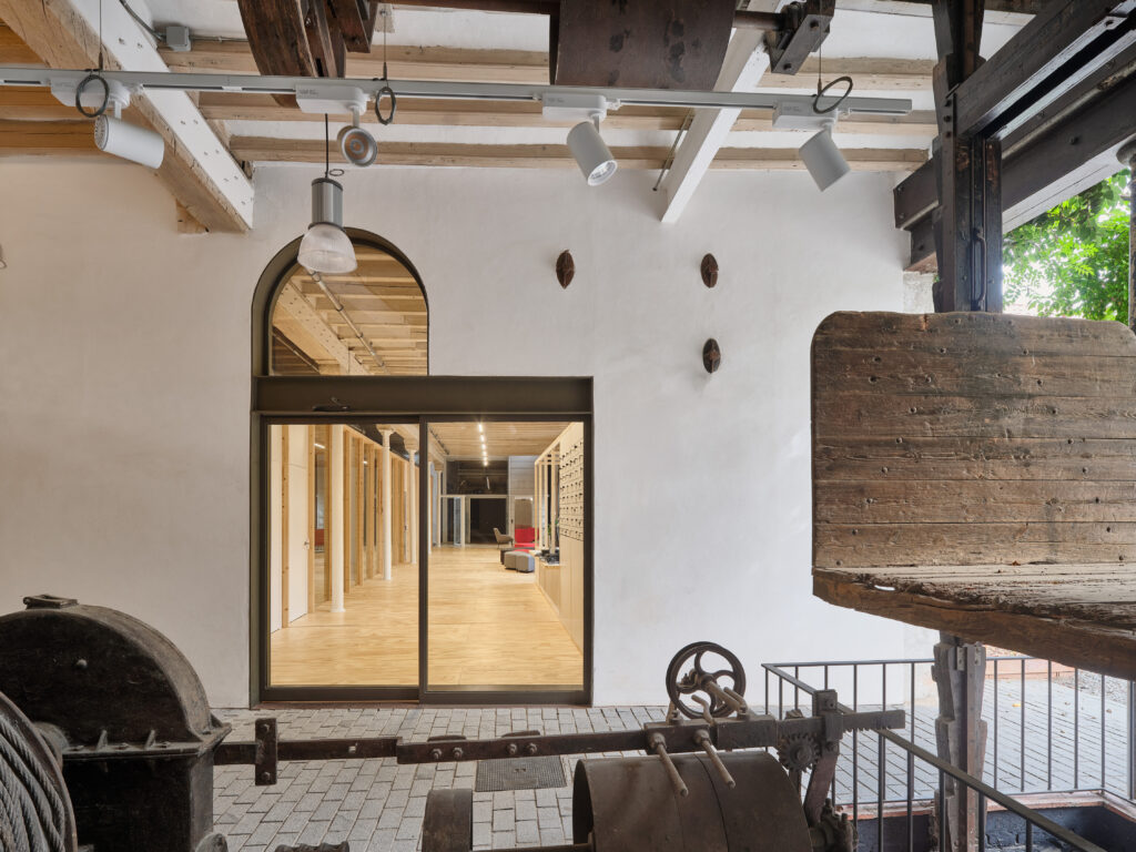 © Palo Alto Incubator. TALLER 9s ARQUITECTES. Photo: Adrià Goula Sardà