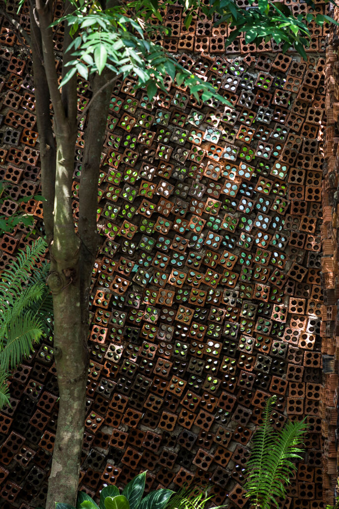 Wall House - Creative Architects @ Hiroyuki Oki