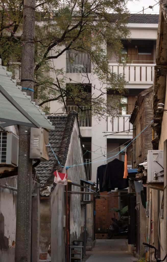 View of building29 from the old town ©Mata Okawa